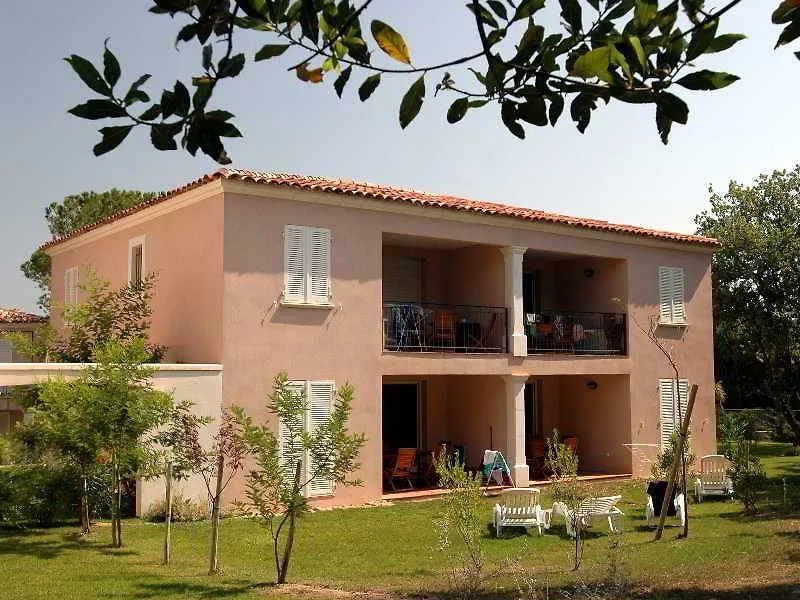 Residence La Clos Bonaventure 圣特罗佩